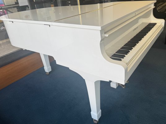 YAMAHA Flügel Modell G2 weiss poliert - Top Zustand -