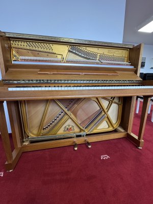 GROTRIAN-STEINWEG Klavier der Spitzenklasse. 124, G124, Classic