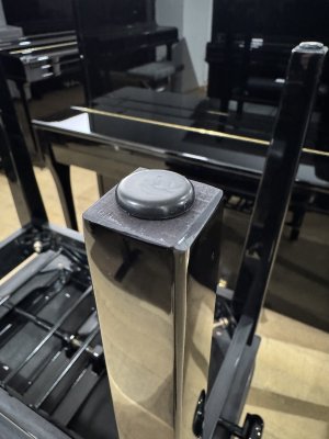 Preview: Klavierbank Pearl mit Glattbezug