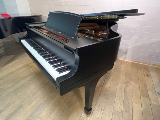 STEINWAY & SONS Flügel M 170 schwarz matt - generalüberholt