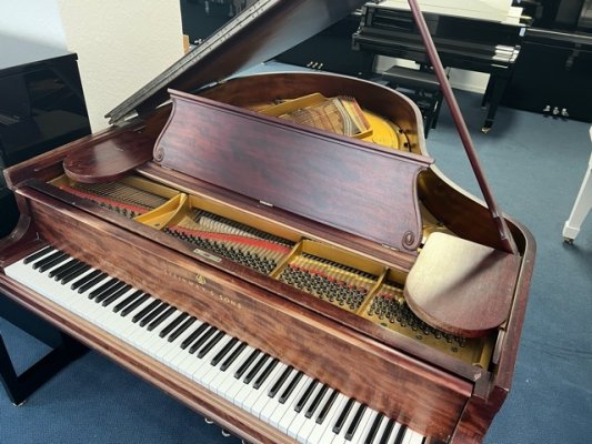 Preview: in Vorbereitung - STEINWAY & SONS Flügel Modell O 180 Mahagoni
