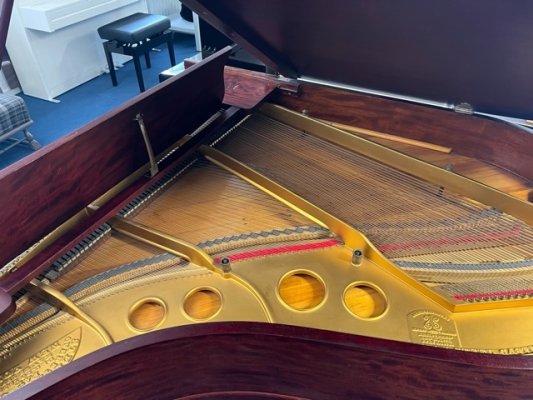 in Vorbereitung - STEINWAY & SONS Flügel Modell O 180 Mahagoni
