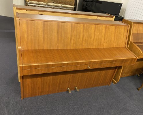 Ibach Klavier 104 Nussbaum - klein mit tollem Klang