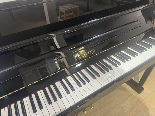 Preview: Wunderschönes SAUTER Klavier schwarz poliert mit Feurich Silent System