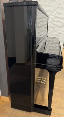 Preview: SCHIMMEL Klavier 130 T schwarz poliert - Made in Germany - mit Renner Mechanik - Bester Zustand