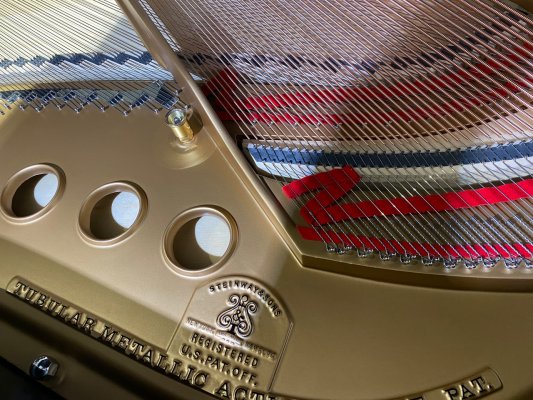 STEINWAY & SONS Flügel Modell M-170 schwarz matt - generalüberholt