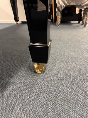 STEINWAY & SONS Flügel Modell B-211 schwarz poliert - gebraucht - generalüberholt