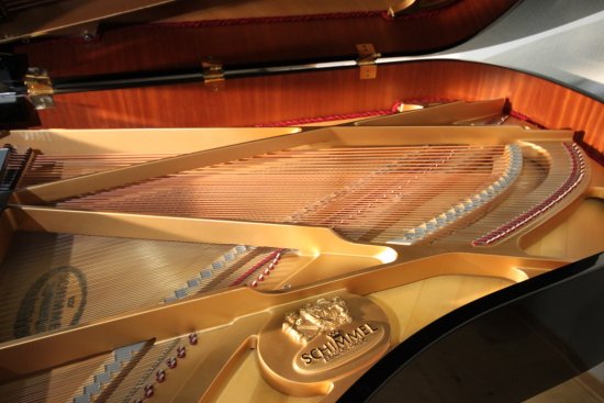 SCHIMMEL Flügel 208 schwarz poliert