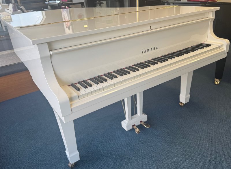 YAMAHA Flügel Modell G2 weiss poliert - Top Zustand -