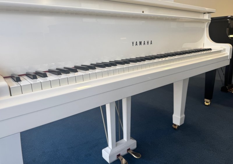 YAMAHA Flügel Modell G2 weiss poliert - Top Zustand -