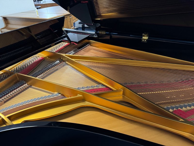 GROTRIAN-STEINWEG Flügel 200 schwarz poliert - überholt vom Klavierbaumeister