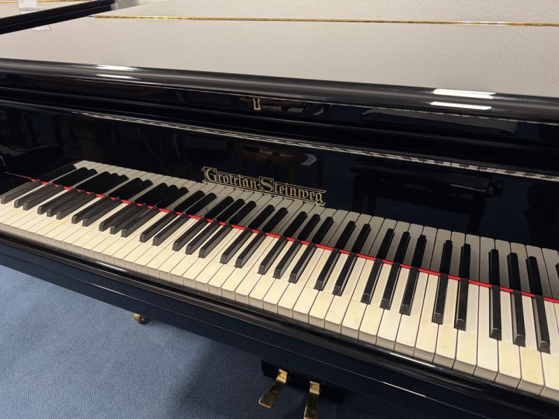 GROTRIAN-STEINWEG Flügel 200 schwarz poliert - überholt vom Klavierbaumeister