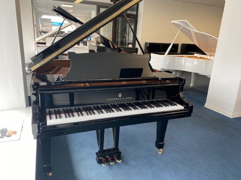 STEINWAY & SONS Flügel S 155 - generalüberholt