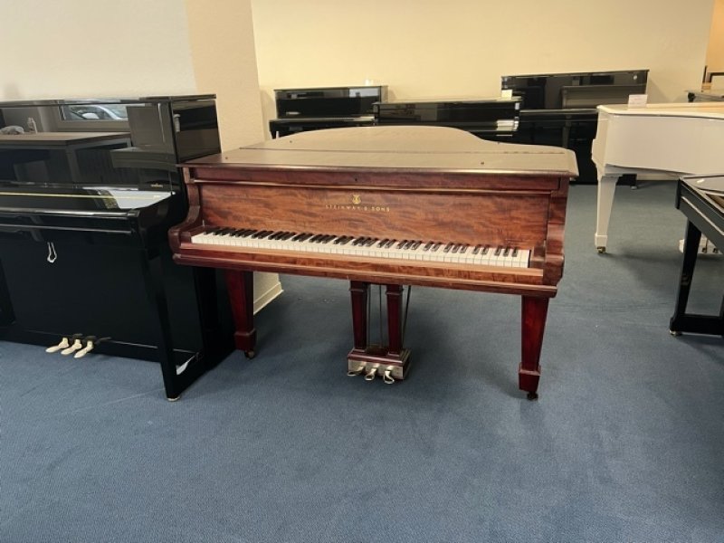 in Vorbereitung - STEINWAY & SONS Flügel Modell O 180 Mahagoni