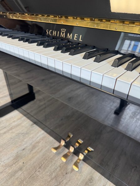 SCHIMMEL Klavier 116S schwarz poliert - gebraucht - in Vorbereitung