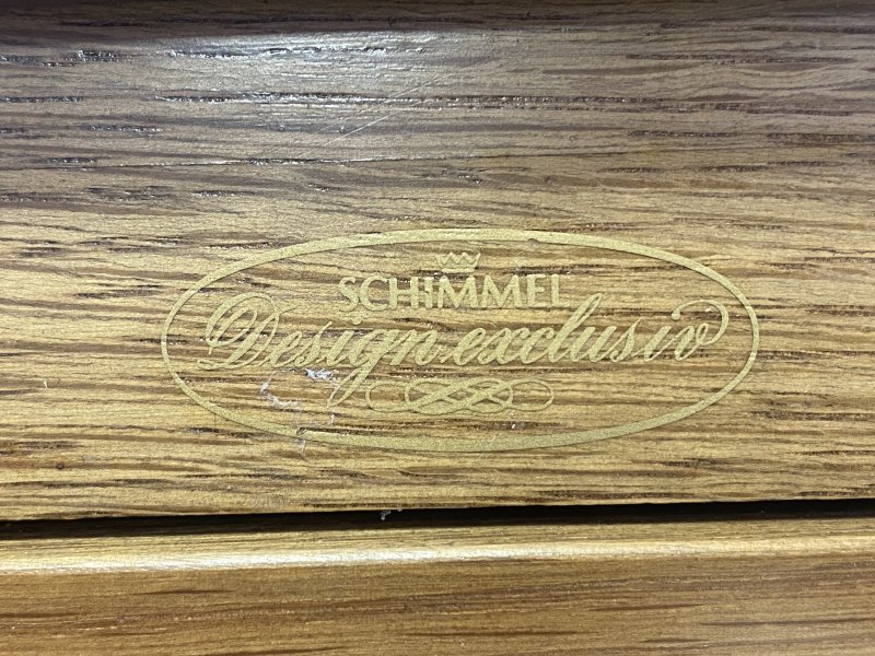 SCHIMMEL Klavier 113 Eiche Dunkel - gebraucht