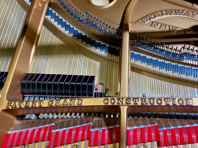 STEINWAY & SONS Flügel Modell O-180 - generalüberholt