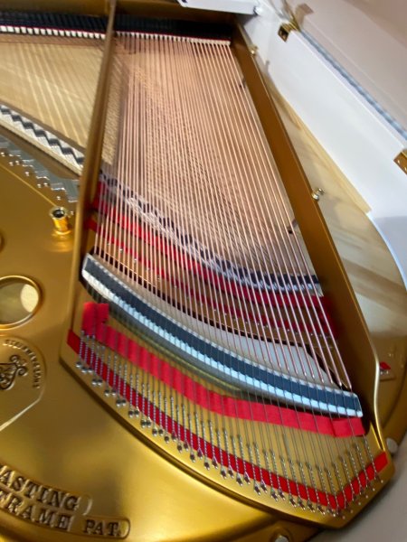 STEINWAY & SONS Flügel Modell M-170 weiss poliert - generalüberholt