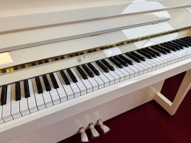 SCHIMMEL Klavier W 114 Tradition weiss poliert - wie neu
