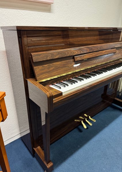 YAMAHA Klavier B2 PW Nussbaum poliert - bestmöglicher Zustand