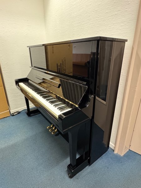 YAMAHA Klavier Modell U3 AS mit Sostenuto Pedal schwarz poliert - Deutsche Erstauslieferung. 1. Hand privat
